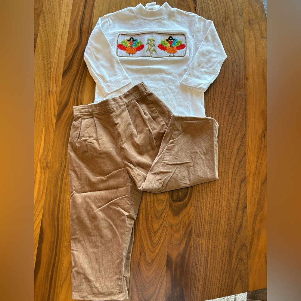 “Little Threads” Thanksgiving/Turkey/Fall Embroidered Scene w/ Pants, EUC, 18M